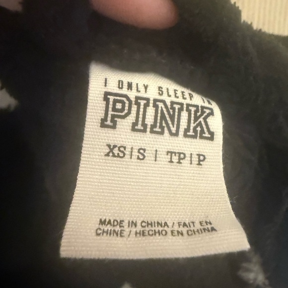 Victoria’s Secret PINK Plush Fleece Polka Dot Robe Black White XS/S - Picture 3 of 5